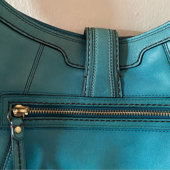 Coach Small Aqua Blue Leather Shoulder Bag with Gold Hardware - Picture 3 of 9